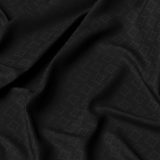 Essence Black